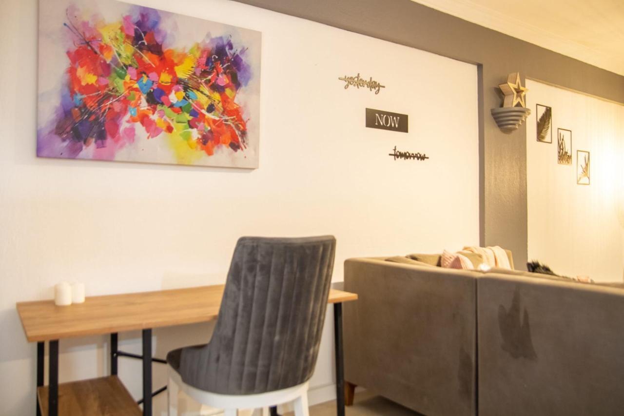 Amazing Flat Near The Coast With A Delightful Shared Terrace Close To Public Transportation In Karsiyaka Izmir Zewnętrze zdjęcie