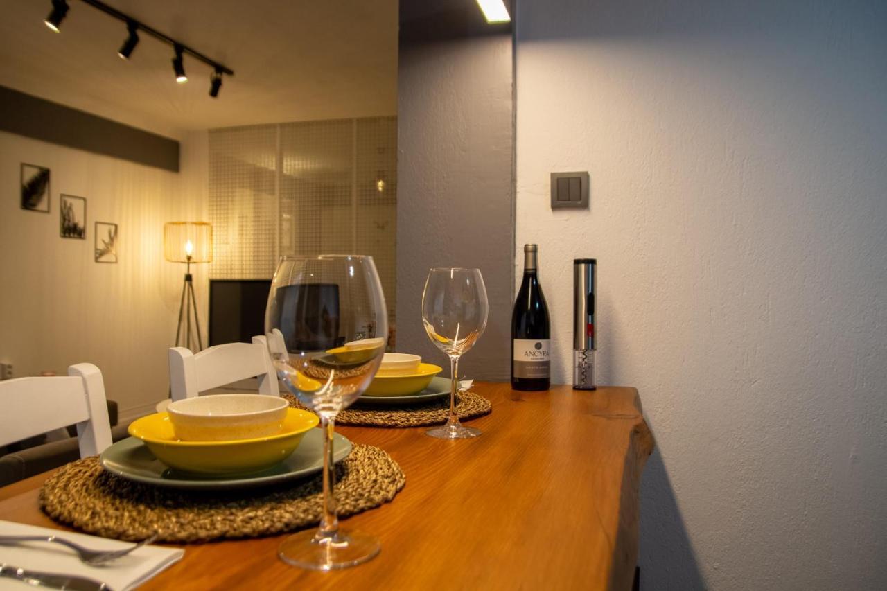 Amazing Flat Near The Coast With A Delightful Shared Terrace Close To Public Transportation In Karsiyaka Izmir Zewnętrze zdjęcie